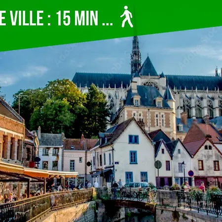 La Jungle Insolite, Spa, écran Cinéma, Lit à Baldaquin King Size, Day Use, 10 Min Centre Amiens