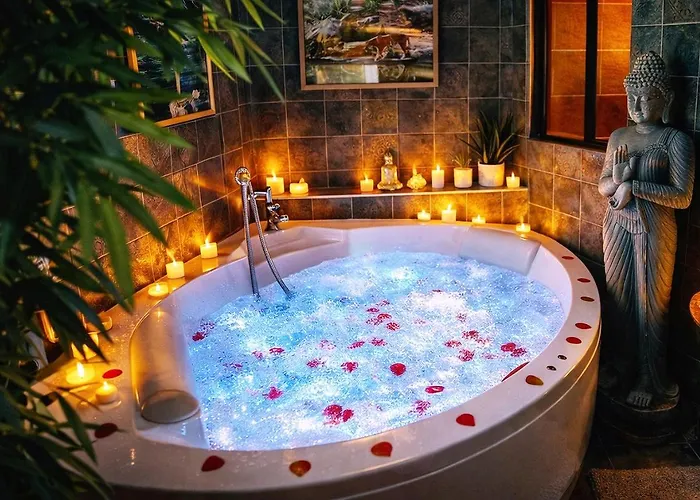 La Jungle Insolite, Spa, Ecran Cinema, Lit A Baldaquin King Size, Day Use, 10 Min Centre Amiens